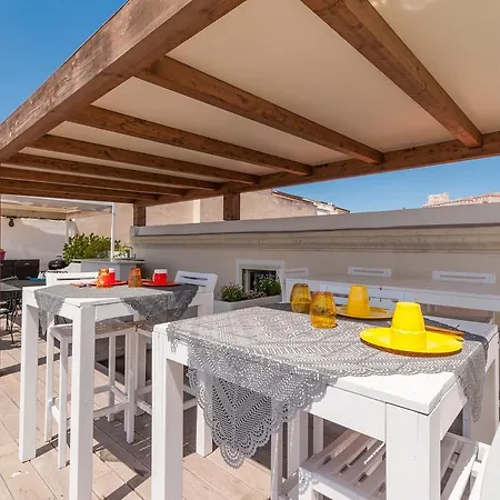 Marina Di Castello Bed & Breakfast