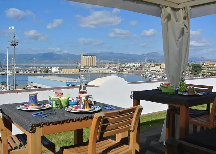 Marina Di Castello Nocleg ze śniadaniem 4*